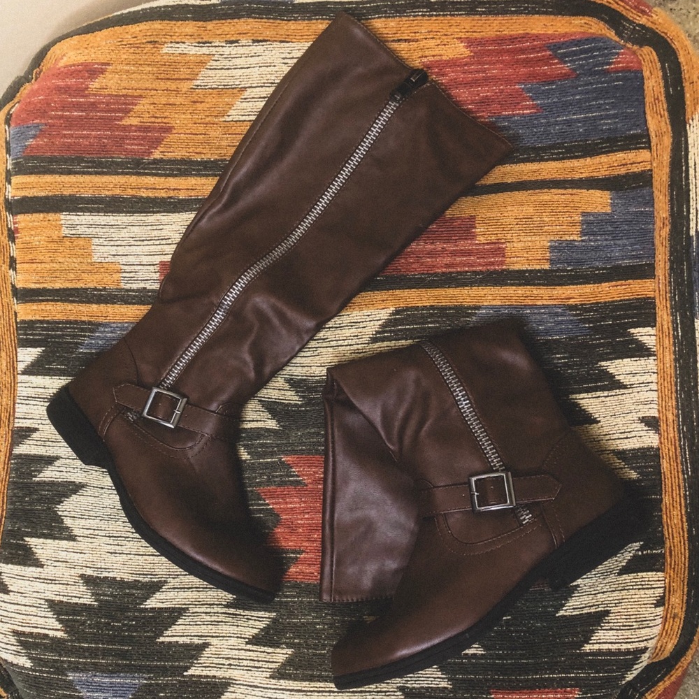 knee high boots